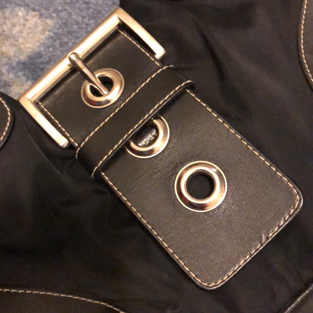 Authentic Prada nylon bag - Picture 3 of 4